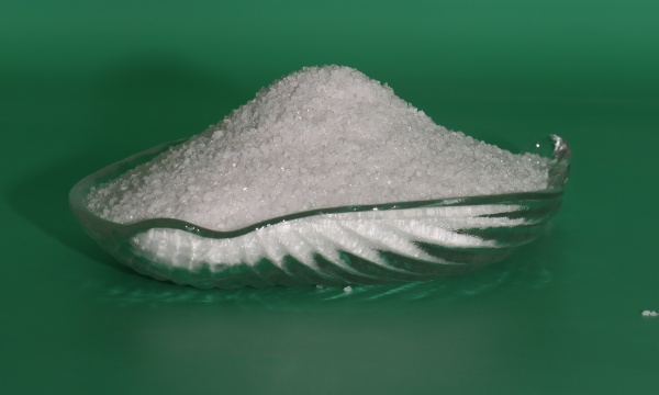 白剛玉砂拋光磨料的特點與應(yīng)用