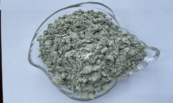 綠碳化硅微粉在玻璃加工行業(yè)的重要性